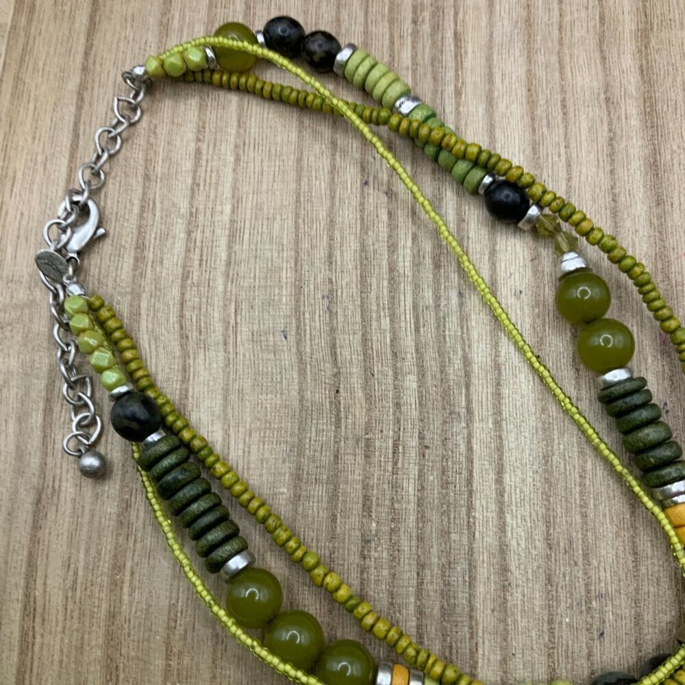 Chico's Green Tone Wooden BOHO Glass Beads Silver Tone Pendant Necklace - Picture 8 of 9